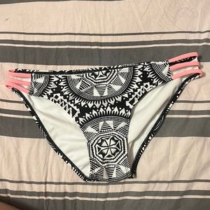 Xhilaration bikini bottoms
